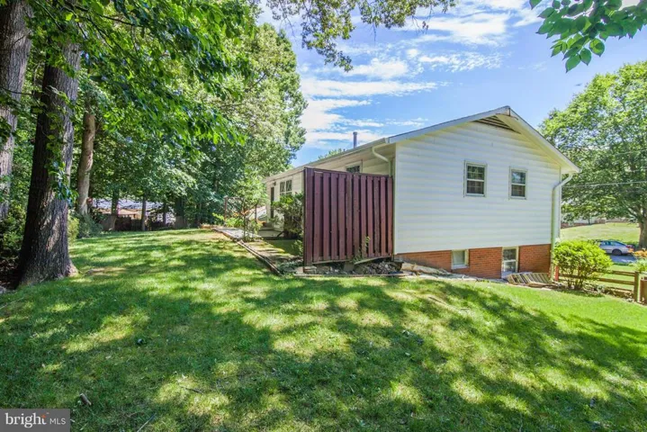 5513 Ravenel Ln, Springfield, Virginia 22151