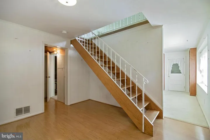 5513 Ravenel Ln, Springfield, Virginia 22151