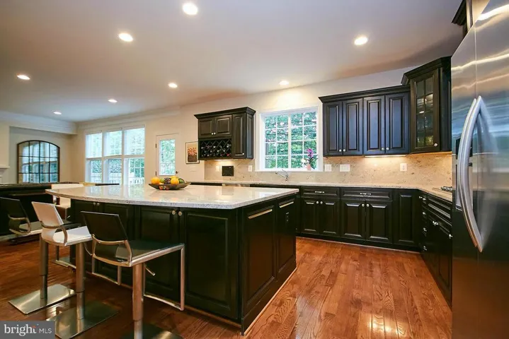 10266 Greenspire Dr, Oakton, Virginia 22124