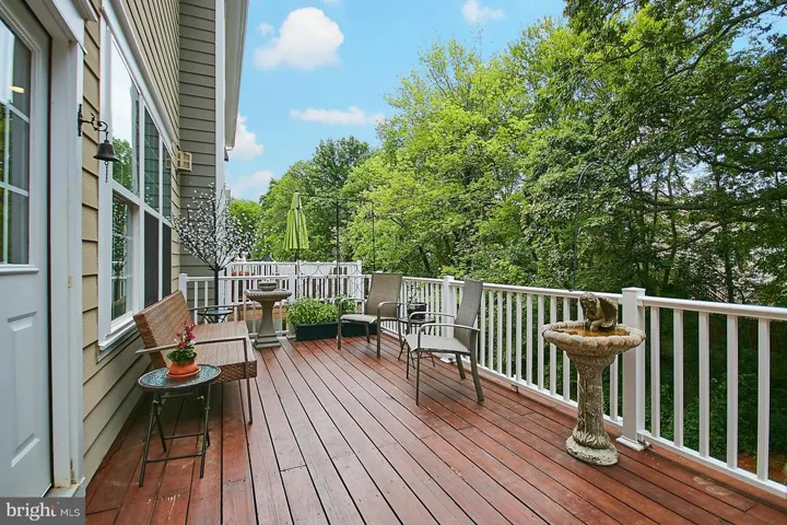 10266 Greenspire Dr, Oakton, Virginia 22124