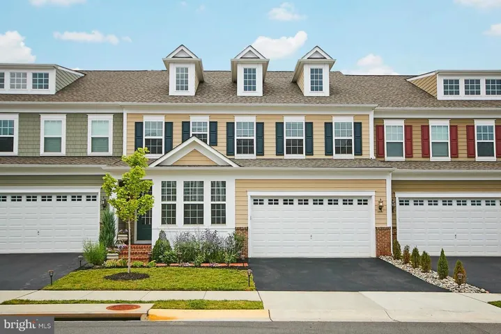 10266 Greenspire Dr, Oakton, Virginia 22124