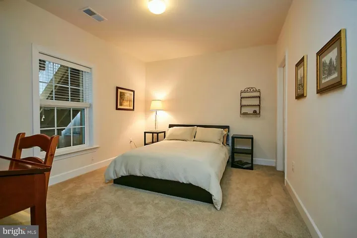 10266 Greenspire Dr, Oakton, Virginia 22124