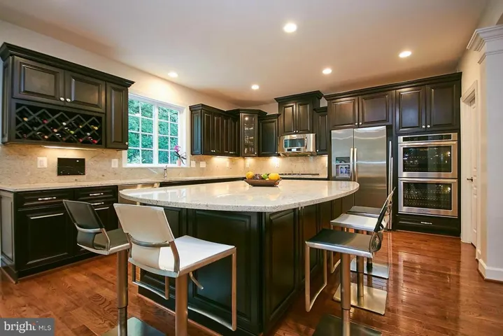 10266 Greenspire Dr, Oakton, Virginia 22124