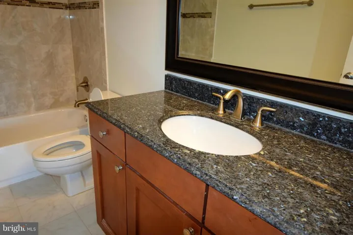 3800 Powell Ln #826, Falls Church, Virginia 22041