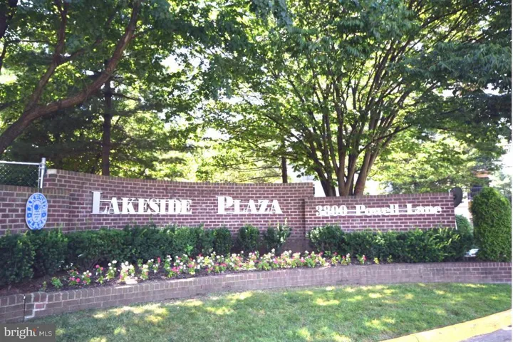 3800 Powell Ln #826, Falls Church, Virginia 22041