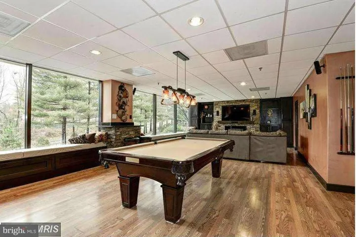3800 Powell Ln #826, Falls Church, Virginia 22041