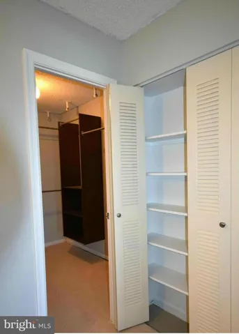 3800 Powell Ln #826, Falls Church, Virginia 22041