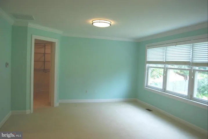 4510 Rhett Ln, Fairfax, Virginia 22030