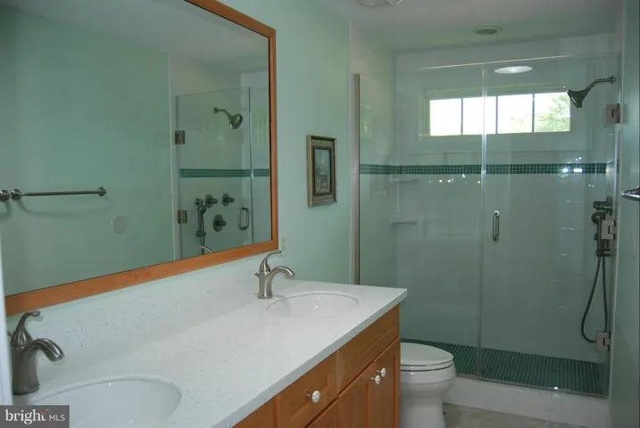 4510 Rhett Ln, Fairfax, Virginia 22030