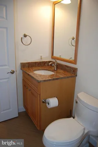 4510 Rhett Ln, Fairfax, Virginia 22030