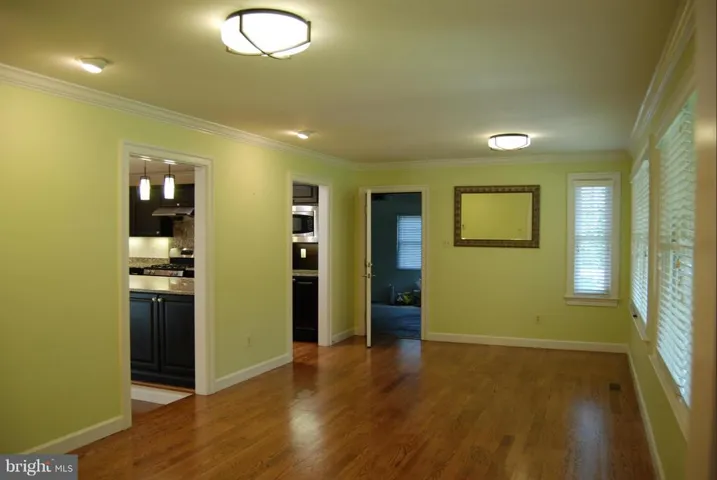 4510 Rhett Ln, Fairfax, Virginia 22030