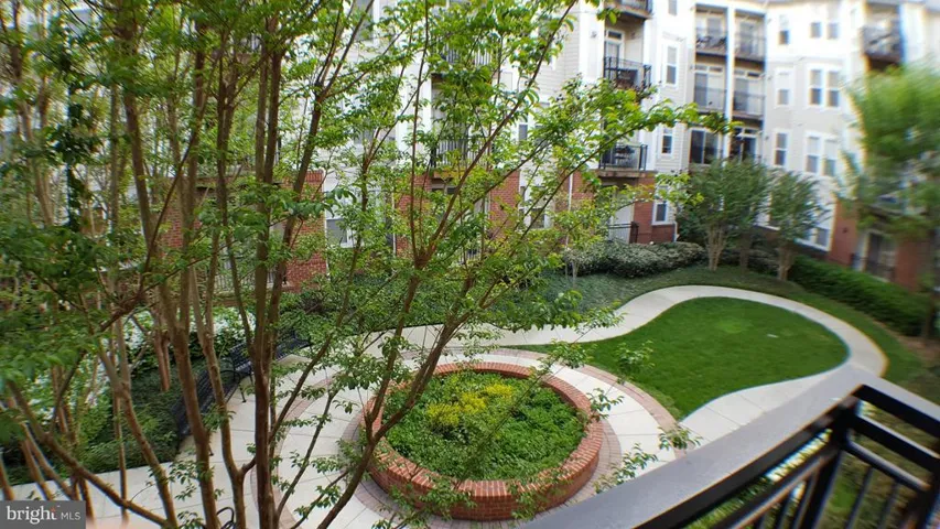 2665 Prosperity Ave #222, Fairfax, Virginia 22031