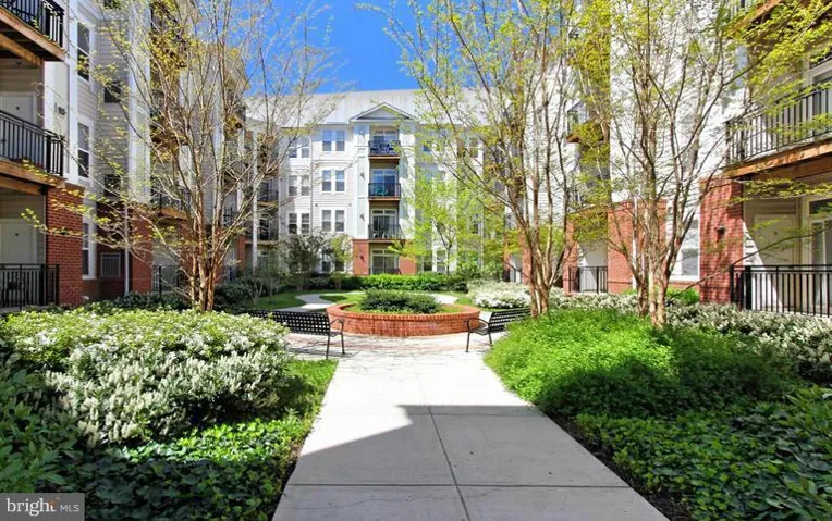 2665 Prosperity Ave #222, Fairfax, Virginia 22031
