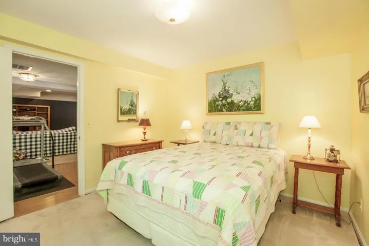 3222 Wynford Dr, Fairfax, Virginia 22031