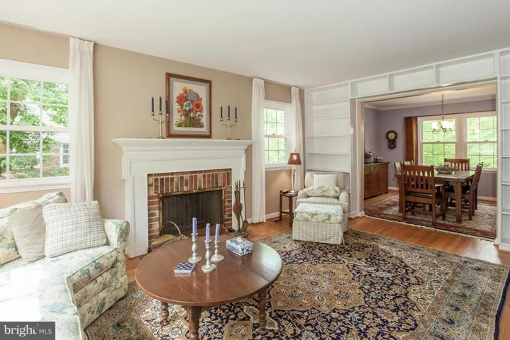 3222 Wynford Dr, Fairfax, Virginia 22031