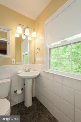 3222 Wynford Dr, Fairfax, Virginia 22031