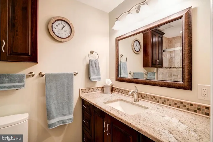 9243 Northedge Dr, Springfield, Virginia 22153