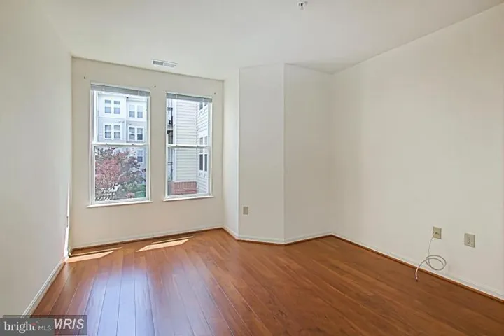 2655 Prosperity Ave #211, Fairfax, Virginia 22031