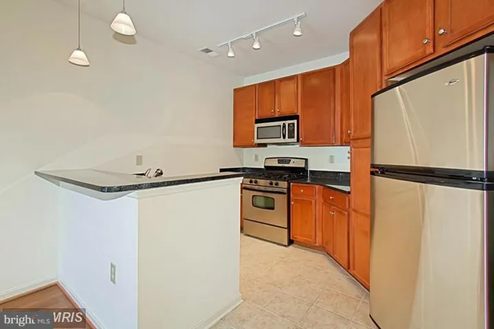2655 Prosperity Ave #211, Fairfax, Virginia 22031
