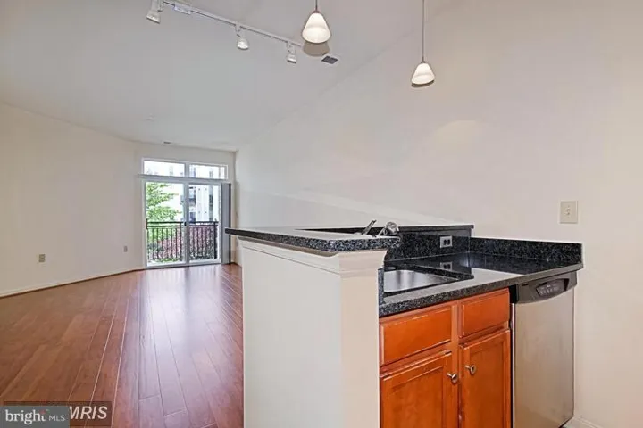 2655 Prosperity Ave #211, Fairfax, Virginia 22031