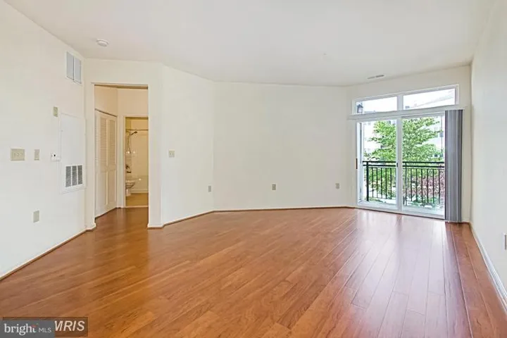 2655 Prosperity Ave #211, Fairfax, Virginia 22031