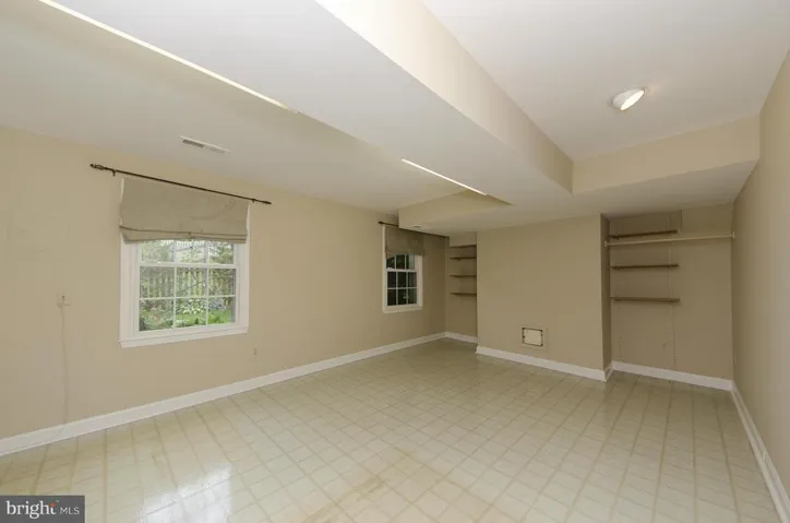 6555 Rockland Dr, Clifton, Virginia 20124
