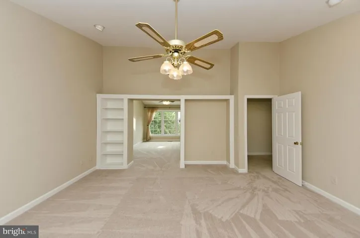 6555 Rockland Dr, Clifton, Virginia 20124