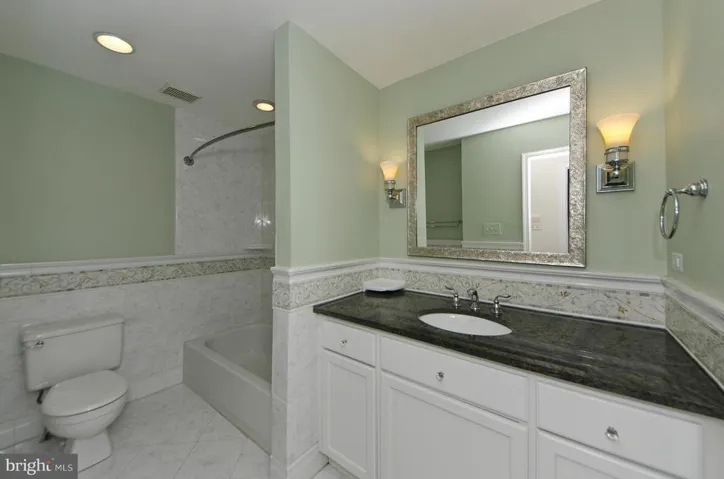 6555 Rockland Dr, Clifton, Virginia 20124