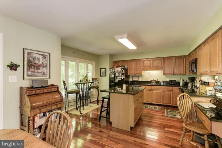 7228 Olde Lantern Way, Springfield, Virginia 22152
