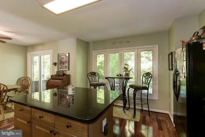 7228 Olde Lantern Way, Springfield, Virginia 22152