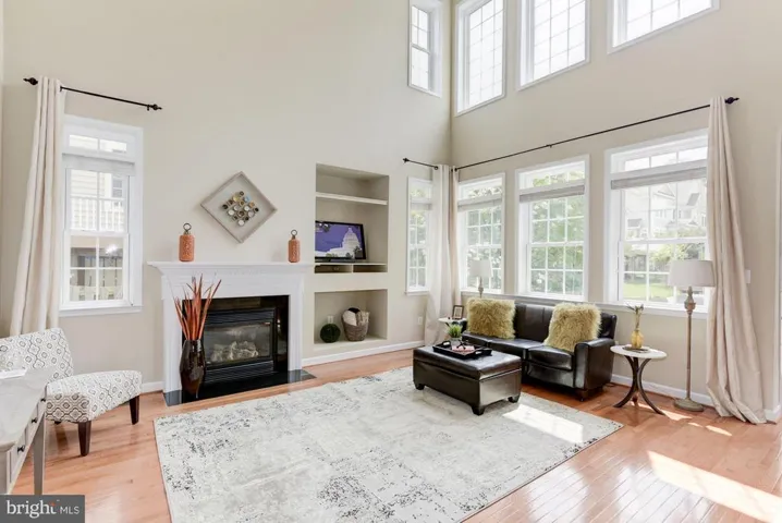 4542 Gossamer Way, Fairfax, Virginia 22033