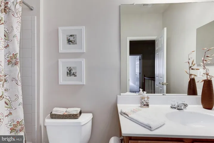 4542 Gossamer Way, Fairfax, Virginia 22033