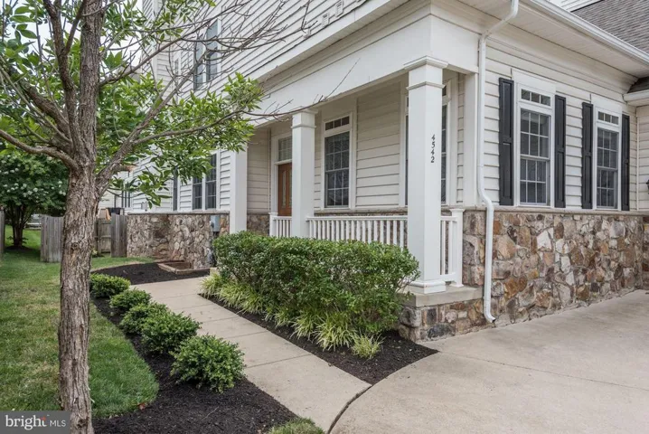 4542 Gossamer Way, Fairfax, Virginia 22033