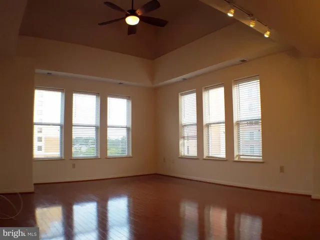 2655 Prosperity Ave #438, Fairfax, Virginia 22031