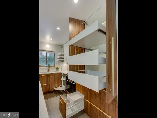 5534 Edgemont Dr, Alexandria, Virginia 22310