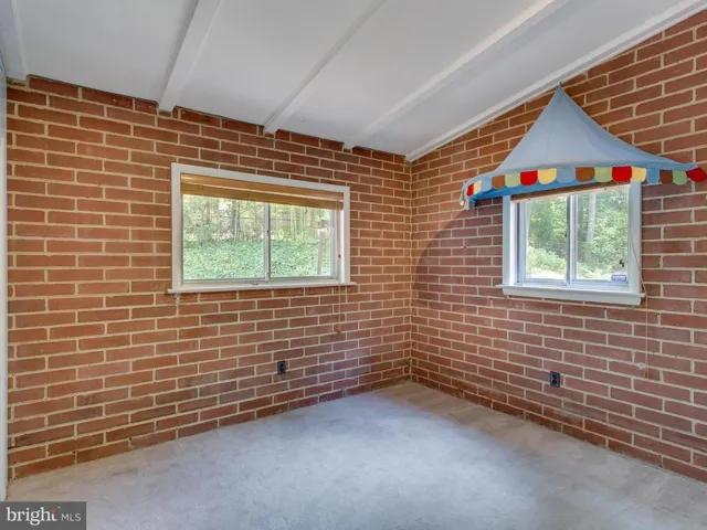 5534 Edgemont Dr, Alexandria, Virginia 22310