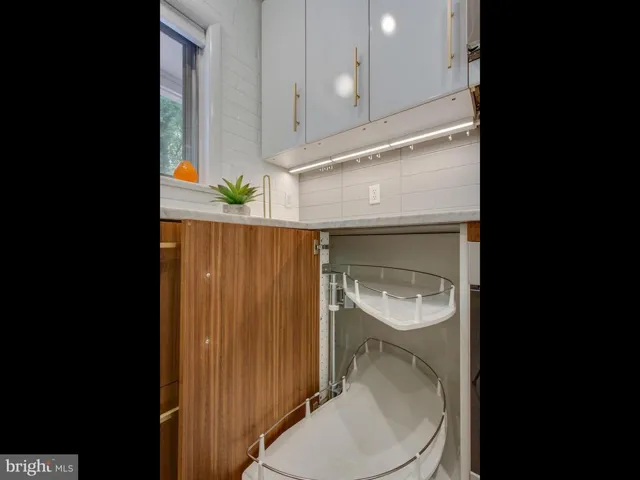 5534 Edgemont Dr, Alexandria, Virginia 22310