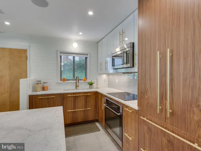 5534 Edgemont Dr, Alexandria, Virginia 22310