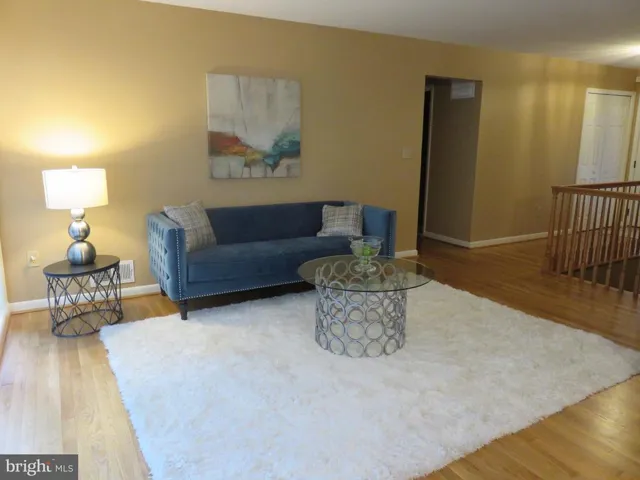 3924 Forest Grove Dr, Annandale, Virginia 22003
