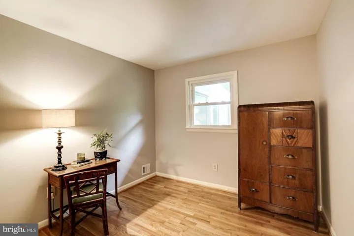 3924 Forest Grove Dr, Annandale, Virginia 22003