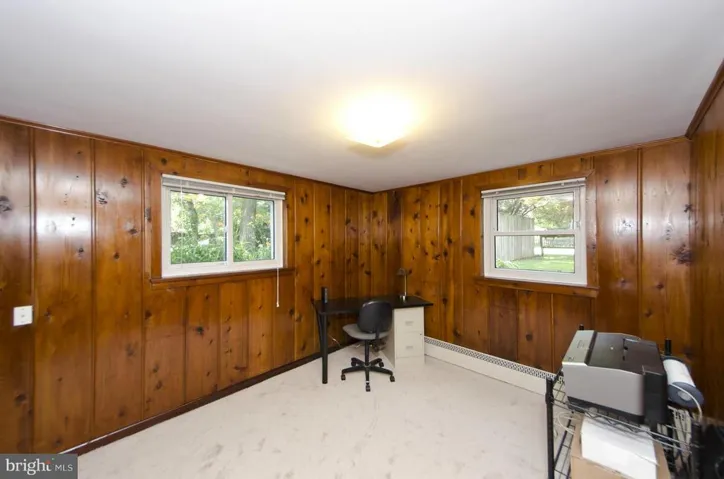 2300 Barbour Rd, Falls Church, Virginia 22043