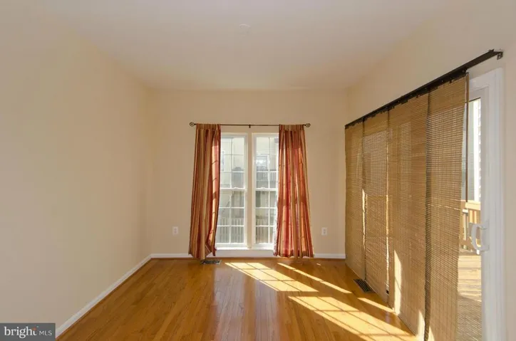 4136 Fairfax Center Creek Drive, Fairfax, Virginia 22030