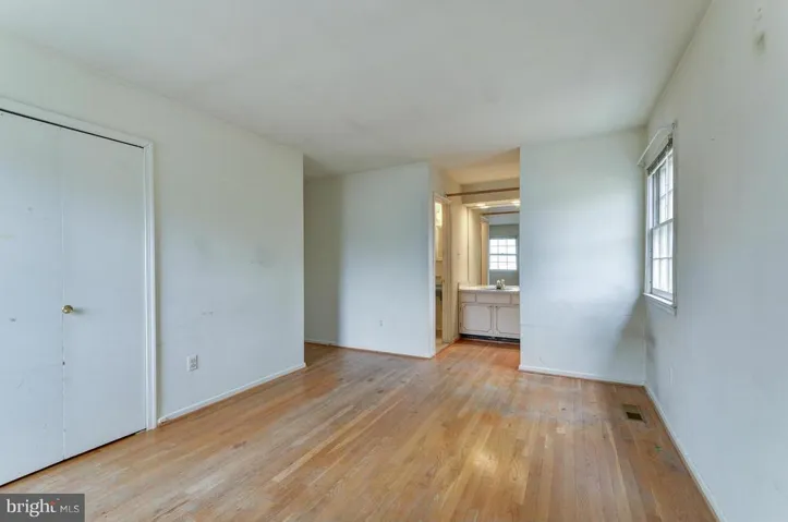 8818 Higdon Dr, Vienna, Virginia 22182