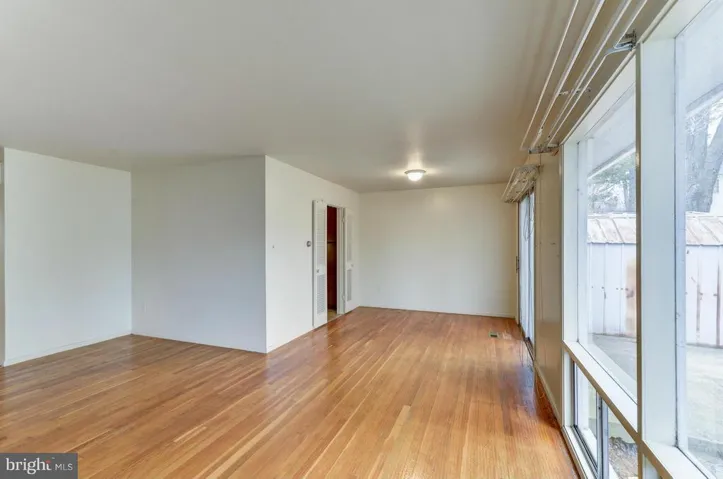 8818 Higdon Dr, Vienna, Virginia 22182