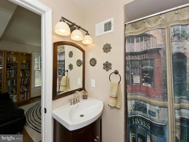 7109 Old Dominion Dr, Mclean, Virginia 22101