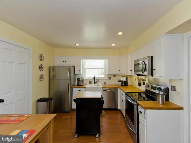 7109 Old Dominion Dr, Mclean, Virginia 22101