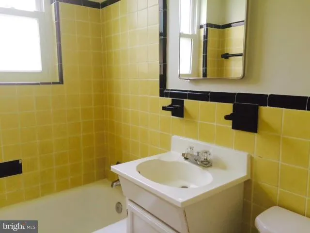 7307 Hughes Ct, Falls Church, Virginia 22046