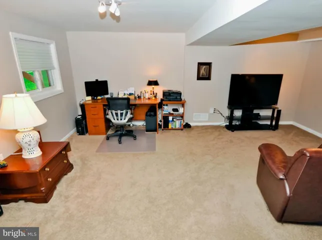 10193 Wavell Rd, Fairfax, Virginia 22032