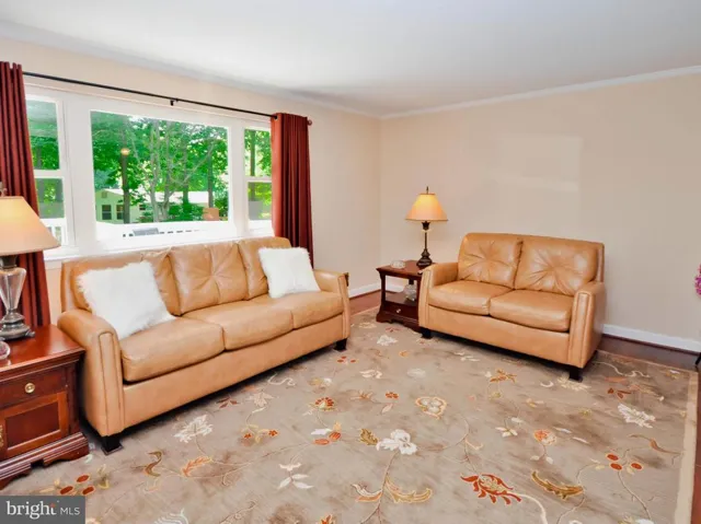 10193 Wavell Rd, Fairfax, Virginia 22032