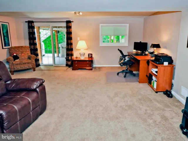 10193 Wavell Rd, Fairfax, Virginia 22032